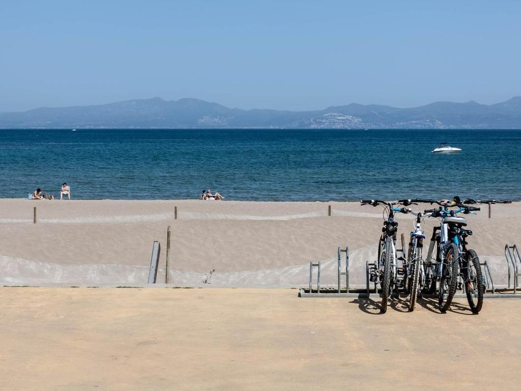 Casa Con Jardin-Wifi Free Βίλα L' Escala Εξωτερικό φωτογραφία
