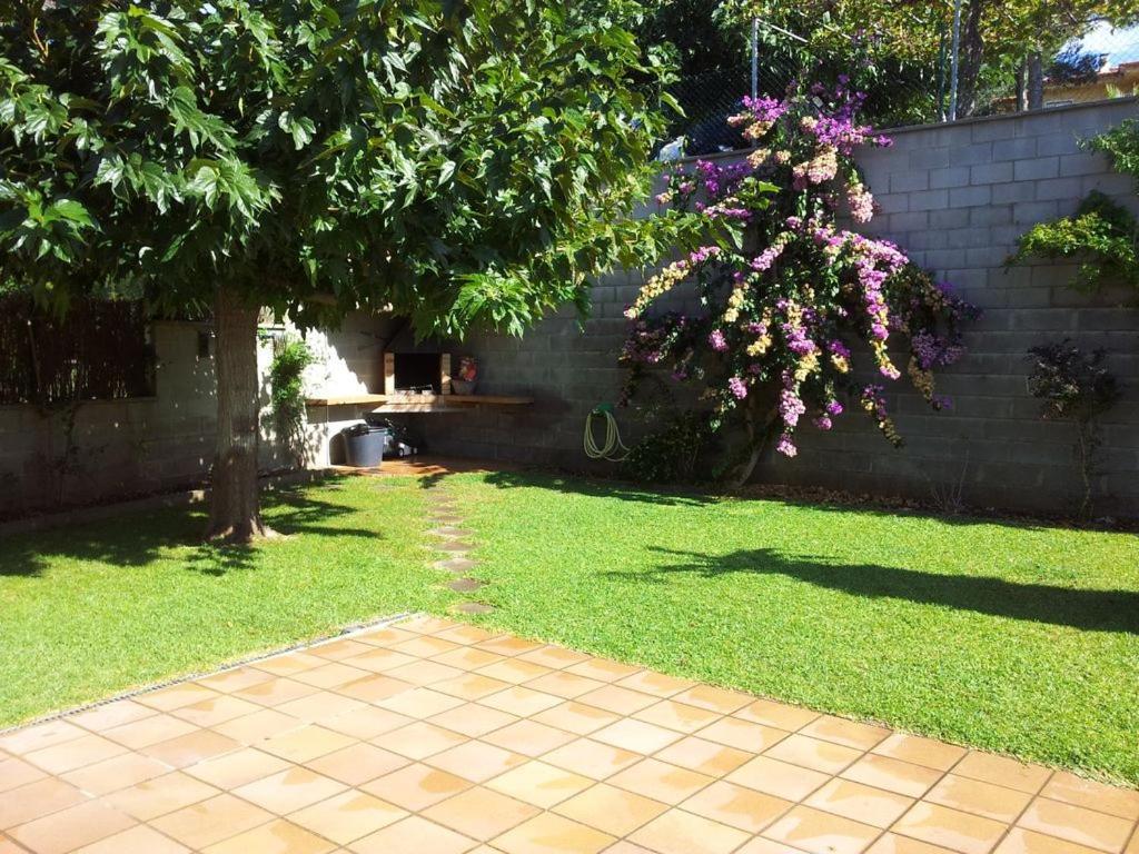 Casa Con Jardin-Wifi Free Βίλα L' Escala Εξωτερικό φωτογραφία